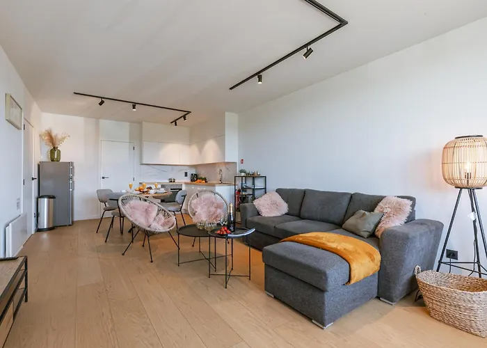 Flat Belle * De Panne