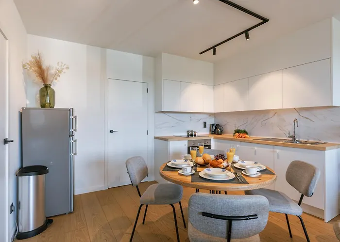 Apartment Flat Belle